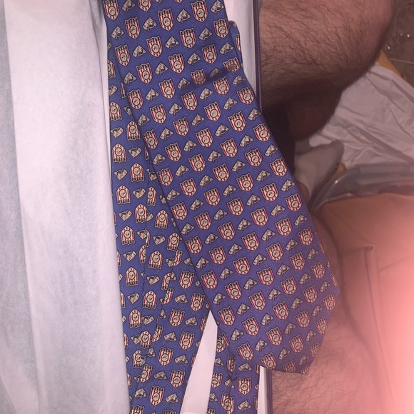 Vineyard Vines Tie - Picture 5 of 6